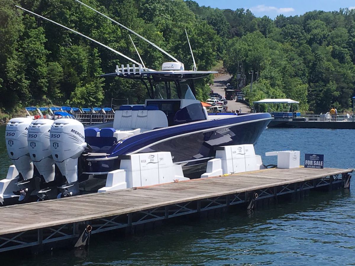 boat lifts lake cumberland usa 3